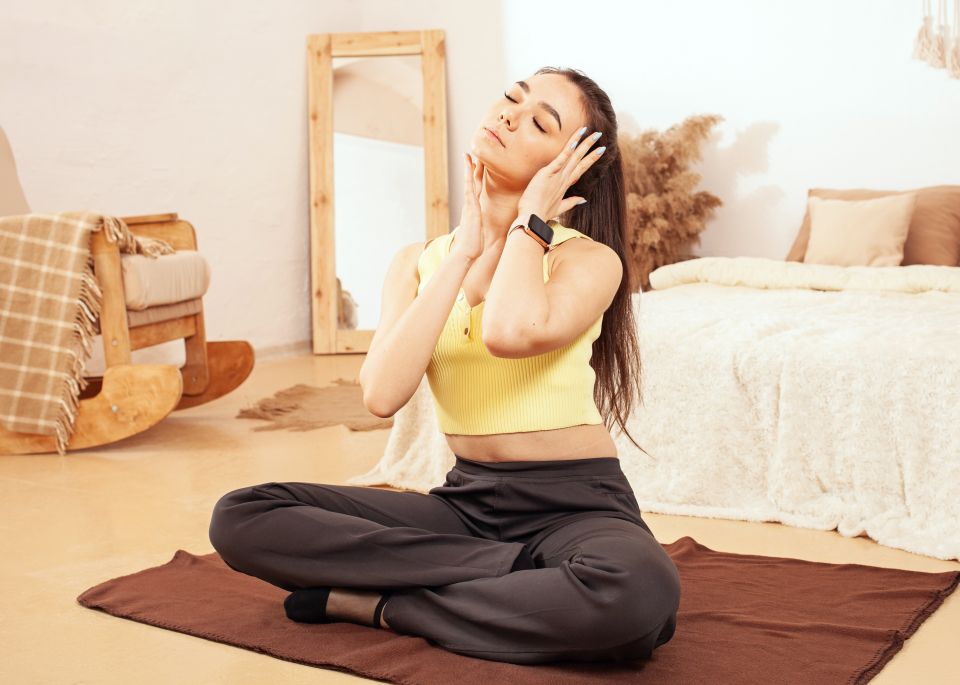 Ginnastica facciale: esercizi e benefici